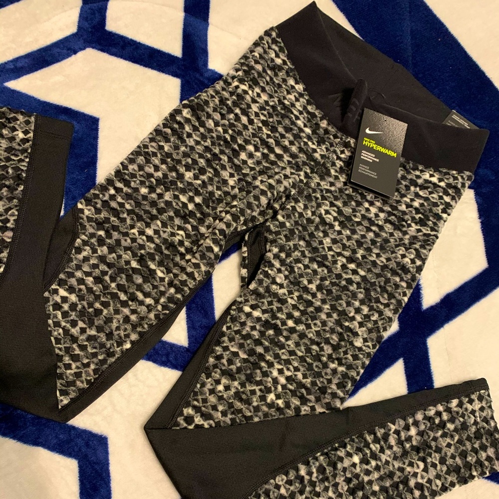 Nike Pro hyperwarm leggings